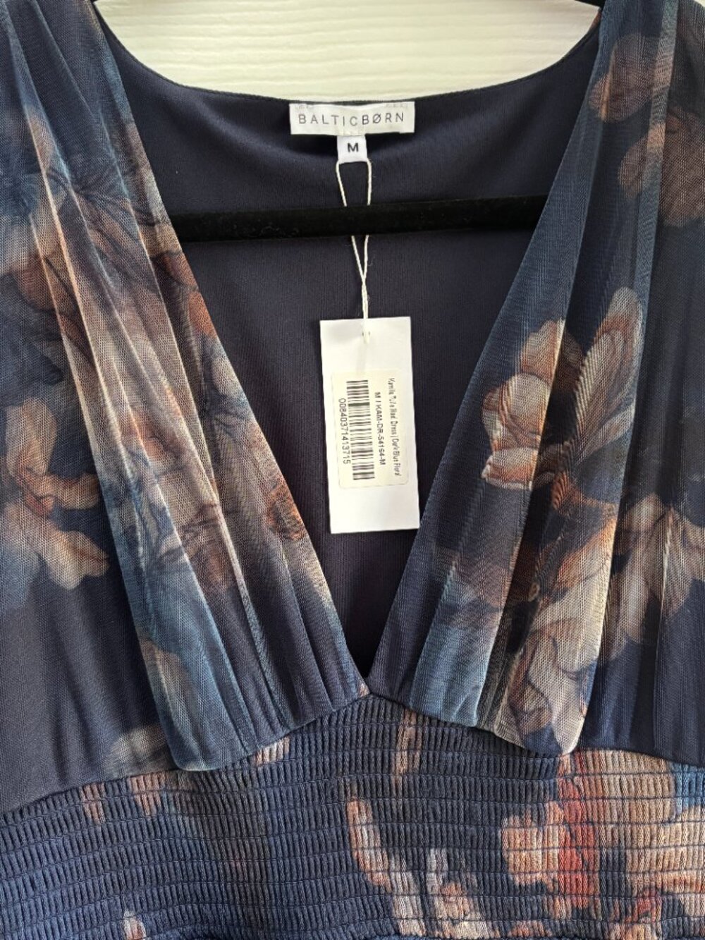 Baltic Born Maxi Dress Size Medium - Picture 3 of 4